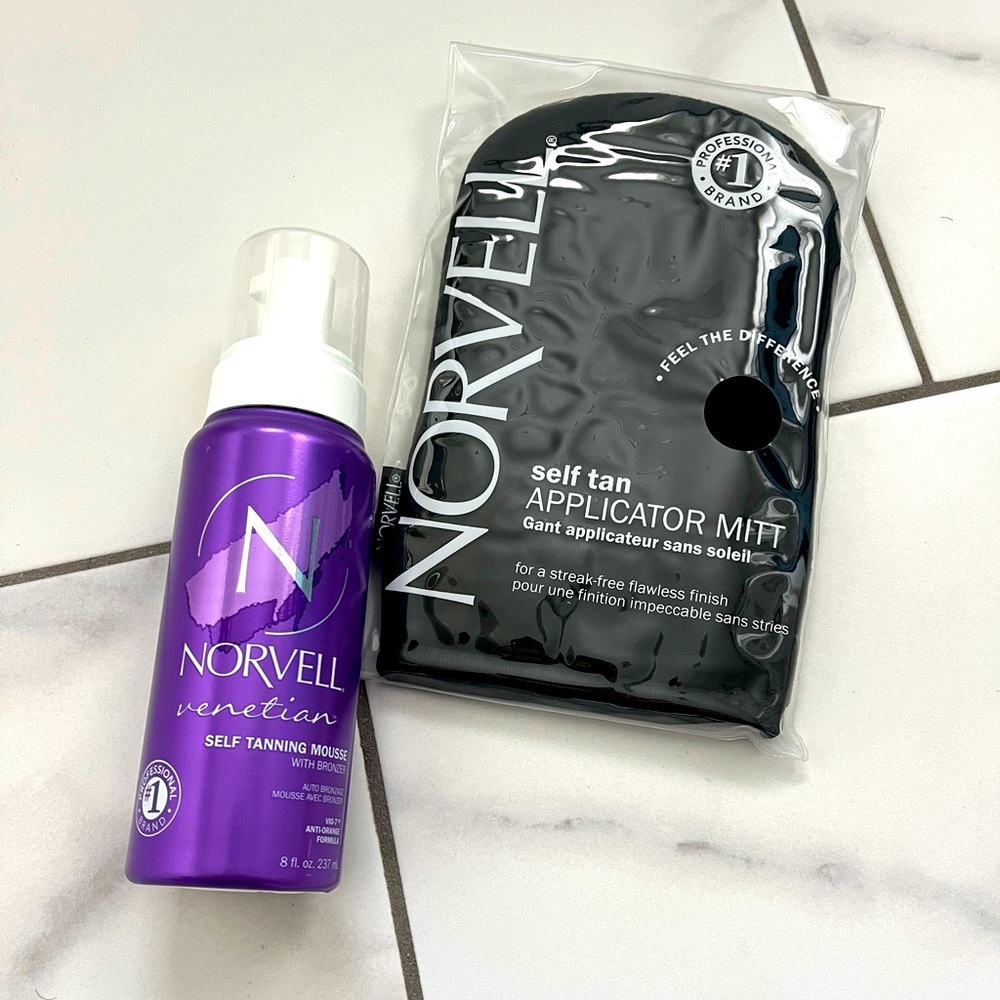 Brand New Norvell Venetian Self Tanning Mouse and Mitt. Never used!